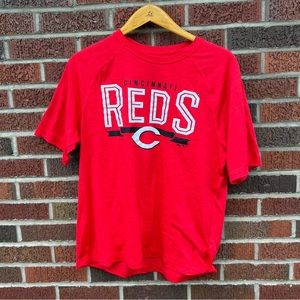 Majestic MLB Cincinnati Reds Red and White Tee Shirt